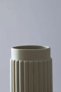 Vase Ribb Høyde 26 Cm -Hjemmedekorasjon Salg 2024 b 1294
